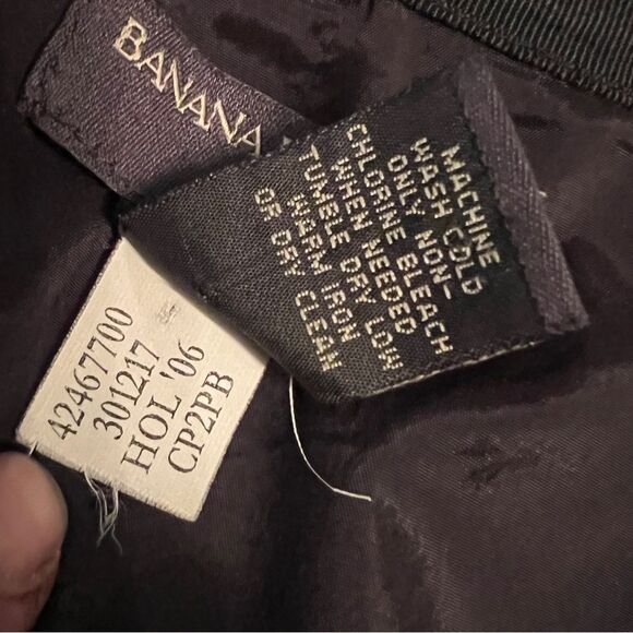 Banana Republic Stretch women's size 6 Modern Cut Black Skirt - Picture 7 of 7